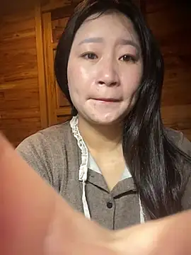 Snapshot of violet-00 chatting on 03/11/26, 01:33 violet-00 online show from 03/11/26, 01:33