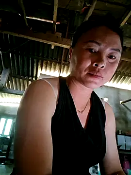 xuxulovezz online show from 04/08/26, 07:19