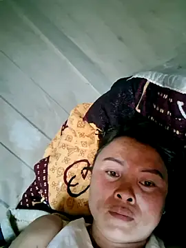 xuxulovezz online show from 04/09/26, 05:18