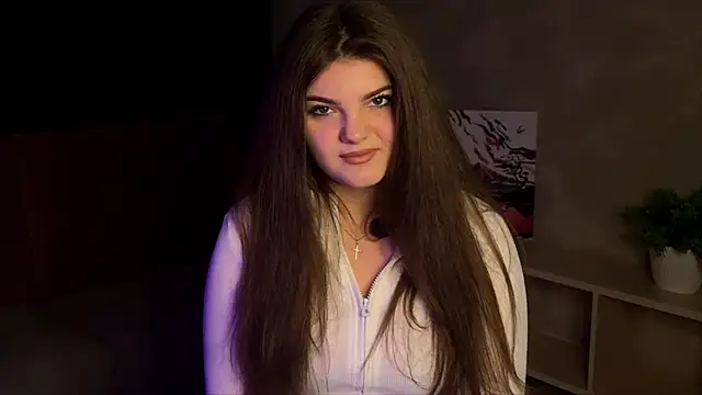 Snapshot of StephanieeMiller chatting on 10/07/25, 12:30 StephanieeMiller online show from 10/07/25, 12:30