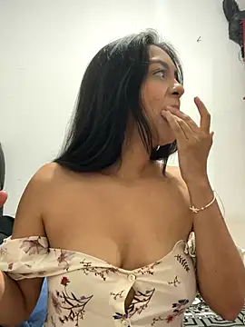 Selene Wings22 online show from 10/16/25, 10:33