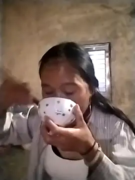 abigail-00 online show from 10/27/25, 10:47