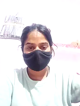 Snapshot of ROSHNI-744 chatting on 09/23/25, 06:44 ROSHNI-744 online show from 09/23/25, 06:44