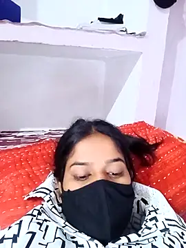 Snapshot of ROSHNI-744 chatting on 09/27/25, 04:28 ROSHNI-744 online show from 09/27/25, 04:28