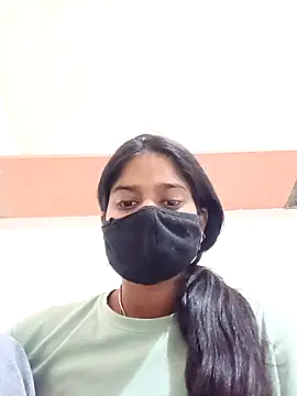 Snapshot of ROSHNI-744 chatting on 10/25/25, 03:36 ROSHNI-744 online show from 10/25/25, 03:36