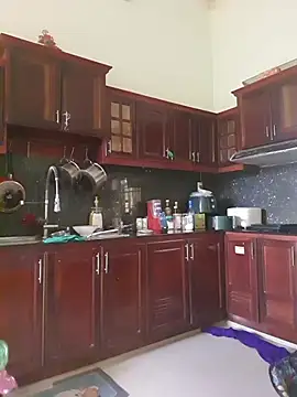 Helen-Tran online show from 10/11/25, 03:50