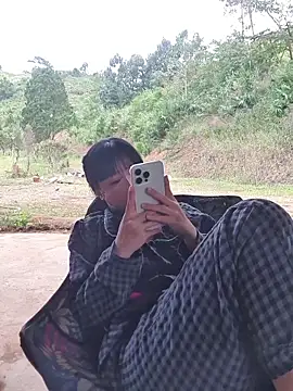 Helen-Tran online show from 11/29/25, 09:23