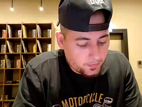 maximus888A online show from 09/24/25, 04:21