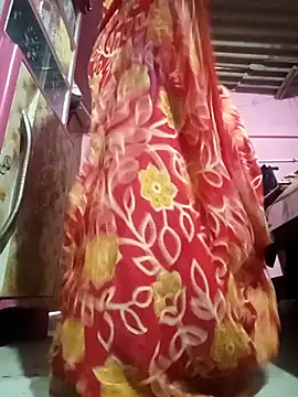 Snapshot of reya743 chatting on 11/06/25, 05:52 reya743 online show from 11/06/25, 05:52