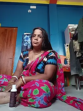 reya743 online show from 03/19/26, 09:24