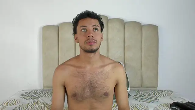 aroncooper1 online show from 10/09/25, 01:31