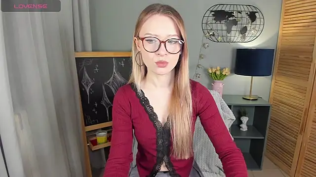 elliupp online show from 04/17/26, 03:59