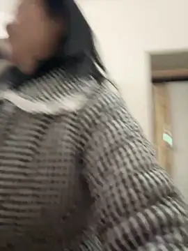 aoyo66 online show from 11/27/25, 12:02