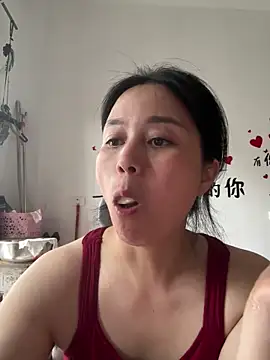 Snapshot of aoyo66 chatting on 05/27/26, 01:35 aoyo66 online show from 05/27/26, 01:35