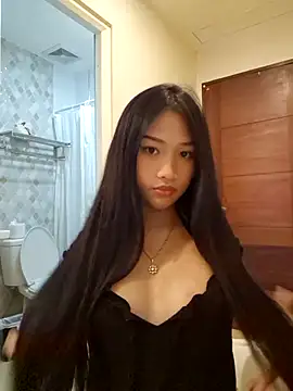 Snapshot of Bunny72772 chatting on 11/11/25, 06:35 Bunny72772 online show from 11/11/25, 06:35