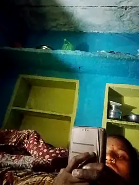 Pooja6060 online show from 10/07/25, 04:48