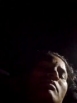 Pooja6060 online show from 10/27/25, 03:27