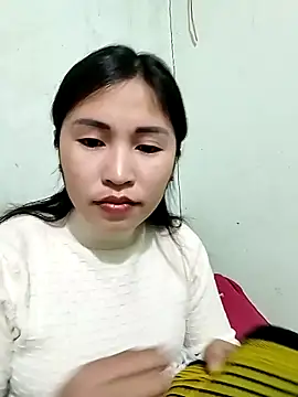 Mai4568 online show from 12/15/25, 02:21