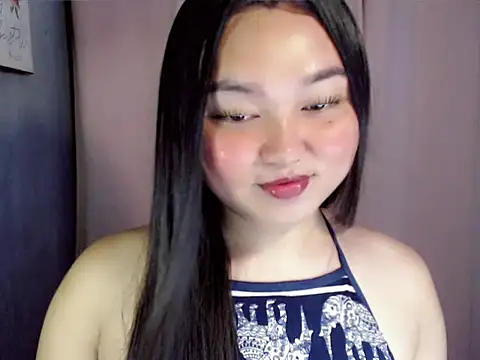 Snapshot of Eyes-on-me chatting on 07/26/26, 05:04 Eyes-on-me online show from 07/26/26, 05:04