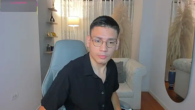 Snapshot of marcuswildx chatting on 10/02/25, 11:17 marcuswildx online show from 10/02/25, 11:17