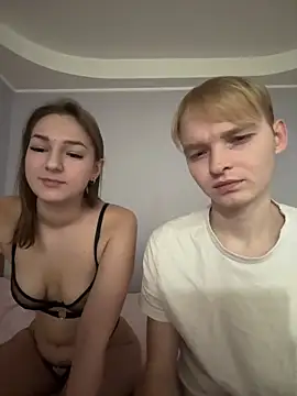 LinChka5789 online show from 12/18/25, 11:55