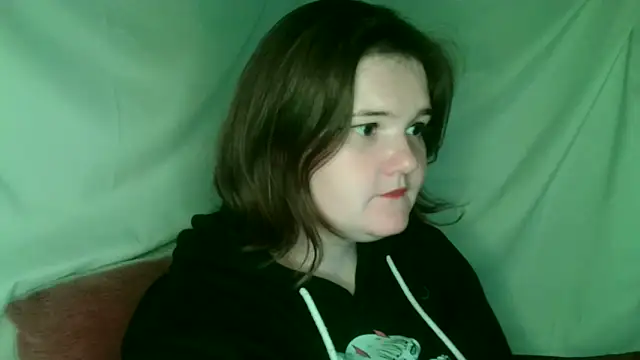 Snapshot of Noir_Shiro chatting on 10/09/25, 04:38 Noir Shiro online show from 10/09/25, 04:38