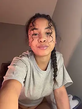 OliviaAshhh online show from 11/29/25, 01:08