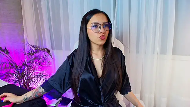 eimi rosse18 online show from 10/22/25, 12:27