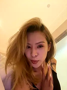 miumiu-66 online show from 10/08/25, 01:53