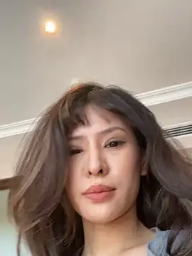 miumiu-66 online show from 04/20/26, 04:48