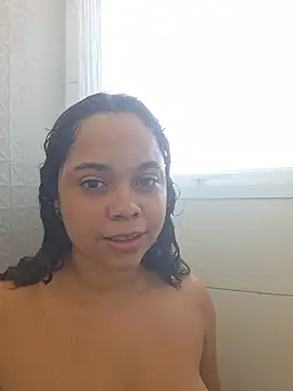 Snapshot of sweetamy326 chatting on 06/27/26, 12:33 sweetamy326 online show from 06/27/26, 12:33