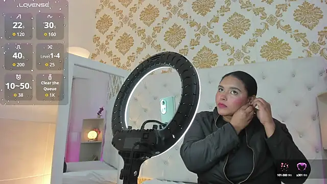 afrodita-Stone online show from 10/17/25, 02:15