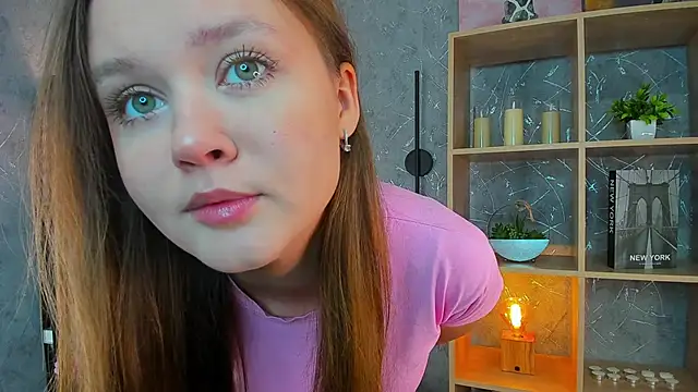 ElenoreReth online show from 10/28/25, 01:31