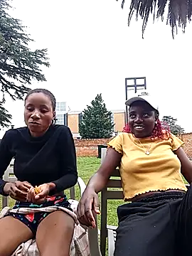 HotPetite 25 online show from 11/27/25, 06:37