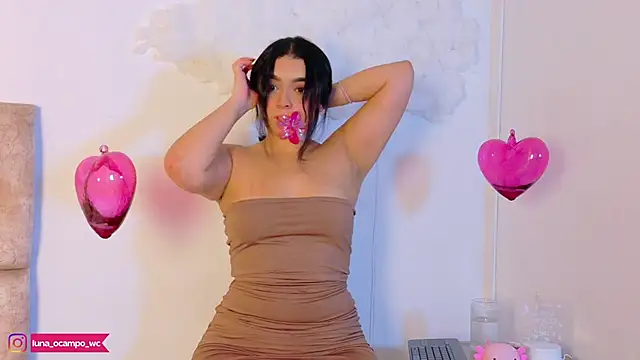 LunaOcampo  online show from 01/05/26, 08:01