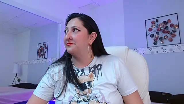 Kata Rosse online show from 10/05/25, 03:27