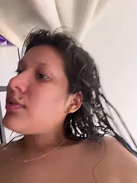 IsabellaJoness  online show from 12/18/25, 08:04