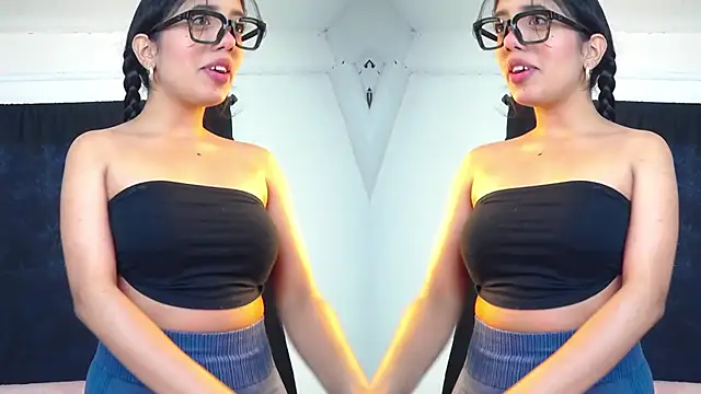 Isis Valen online show from 12/03/25, 12:36