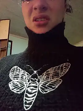 Snapshot of kitty__chs chatting on 02/19/26, 02:35 kitty chs online show from 02/19/26, 02:35