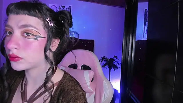 Snapshot of kitty__chs chatting on 03/04/26, 06:08 kitty chs online show from 03/04/26, 06:08