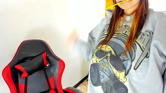 lala clark online show from 02/06/26, 08:23