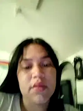 Snapshot of abysaenz chatting on 11/08/25, 01:22 abysaenz online show from 11/08/25, 01:22