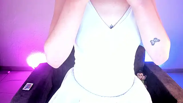 zakura Haruno online show from 11/05/25, 08:09