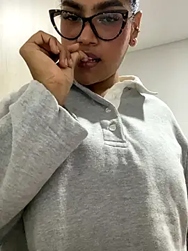 miiabrown18 online show from 10/12/25, 04:55