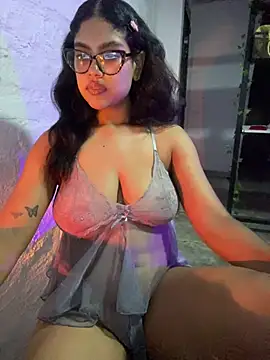 miiabrown18 online show from 07/16/26, 12:05