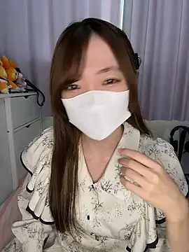 Moe v v online show from 11/28/25, 12:02