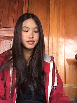 Mai lovely online show from 11/08/25, 02:23