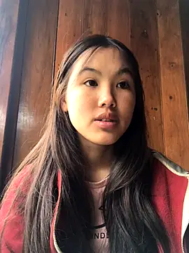 Mai lovely online show from 11/19/25, 04:01