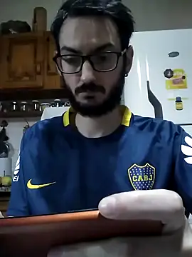 Fefede97  online show from 11/10/25, 07:18