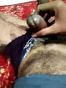 Snapshot of svnqueen chatting on 10/14/25, 10:43 svnqueen online show from 10/14/25, 10:43